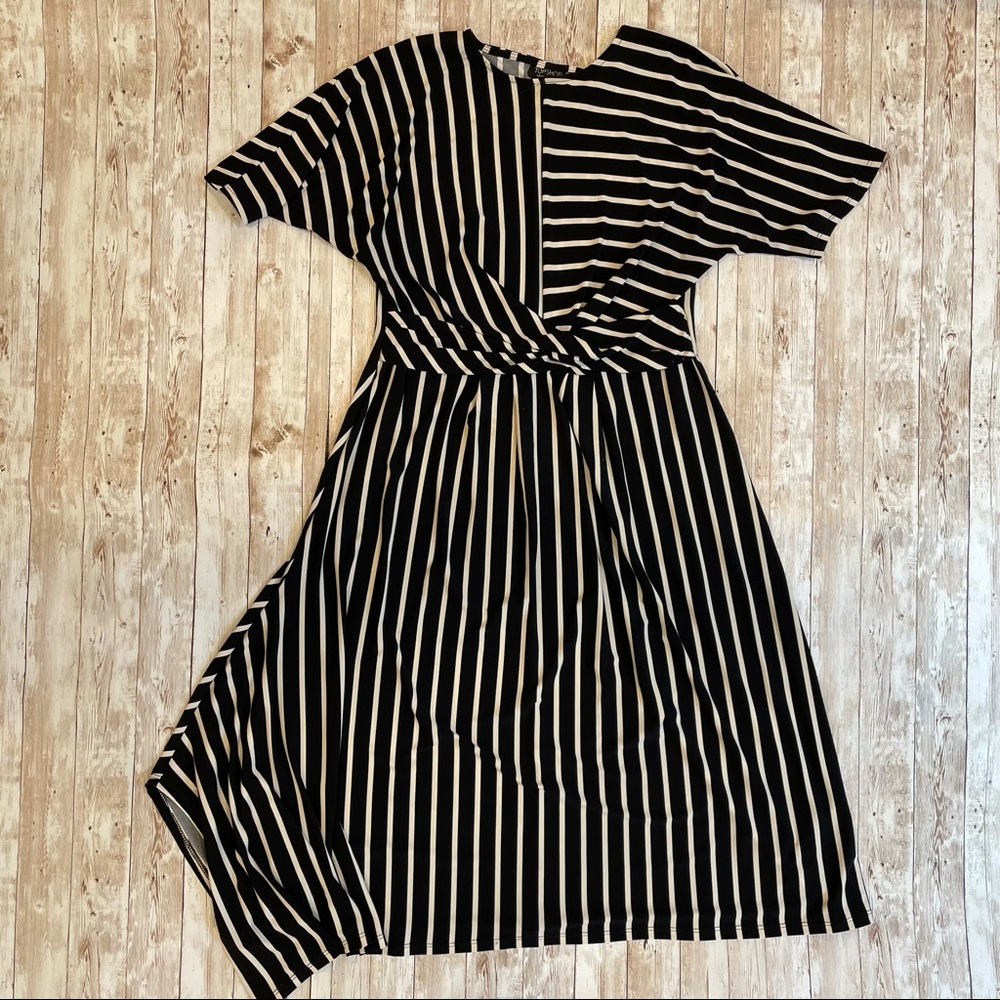 Topshop Black and White Dreas